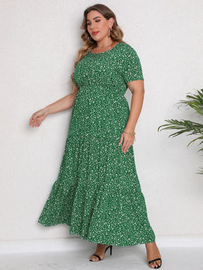 Green Floral Flair Plus: Short Sleeve Maxi for Curvy Queens