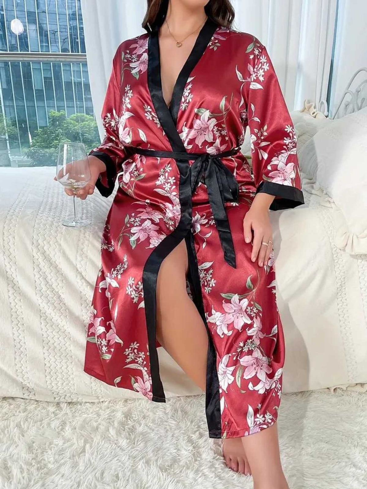 SlimGrace™ Robe M6 Red Flowers Pattern